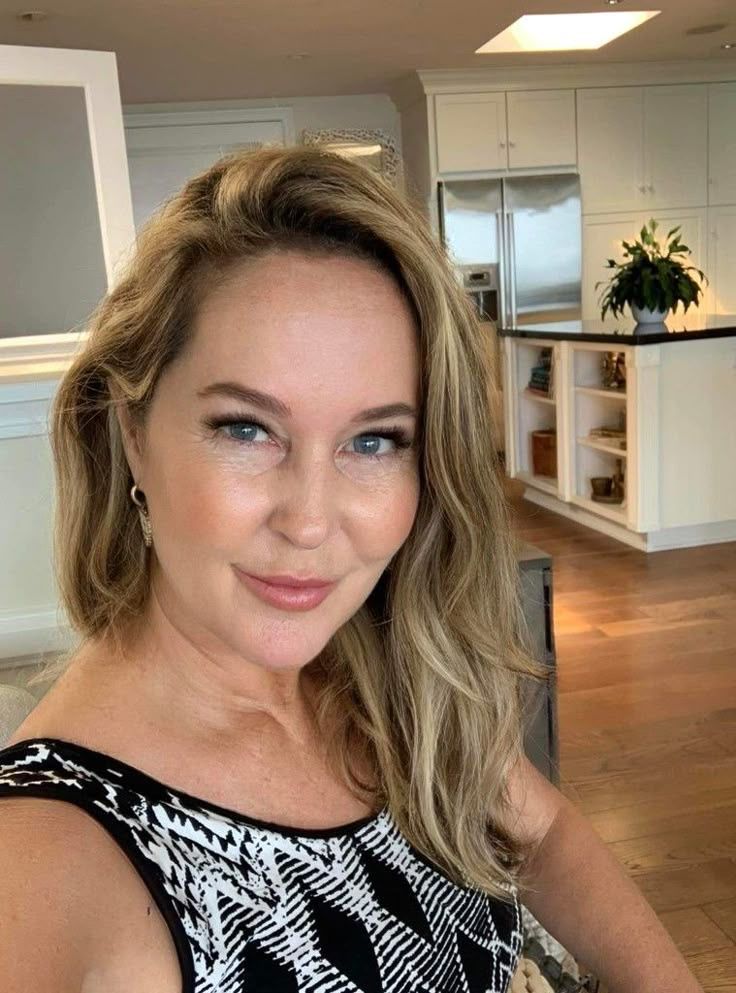 <em><strong>Emily J.</strong></em>